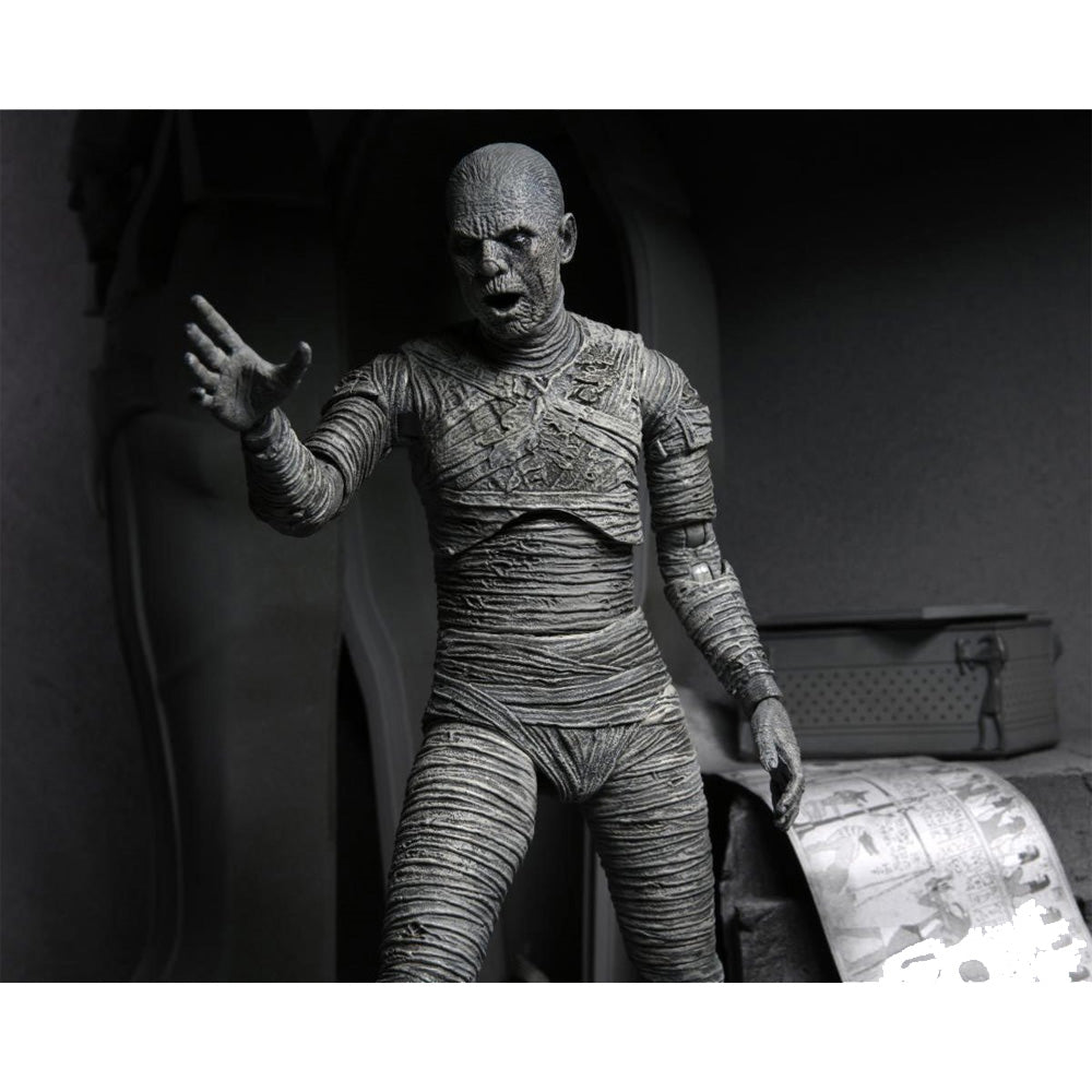 Ultimate Black and White Mummy Action Figur - Universal Monsters
