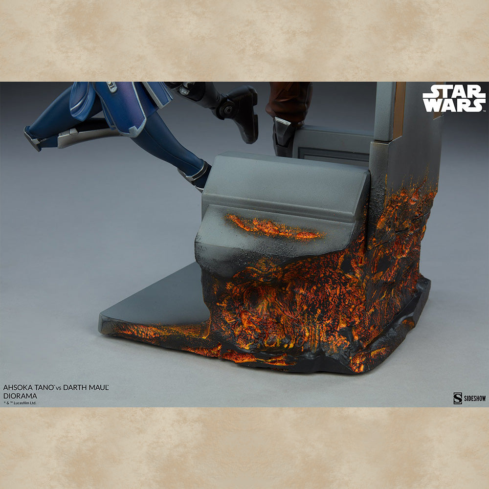 Ahsoka Tano vs. Darth Maul Diorama - Star Wars