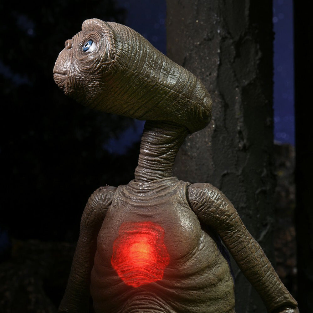 E.T. Deluxe Action Figur mit LED-Licht - E.T. Der Außerirdische