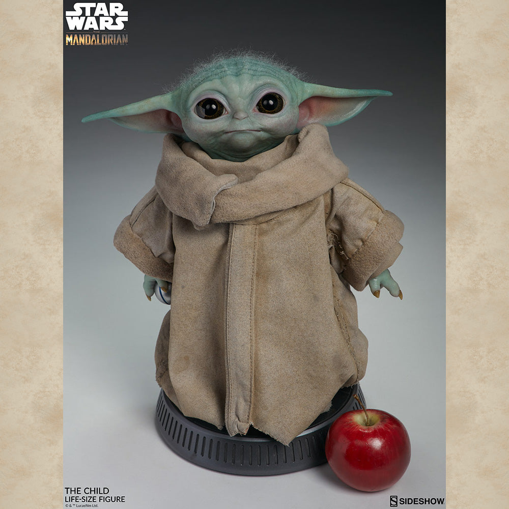 The Child Life Sized Statue - Star Wars: The Mandalorian