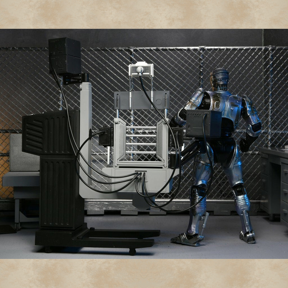 Ultimate Battle Damaged Robocop with Chair Action Figur