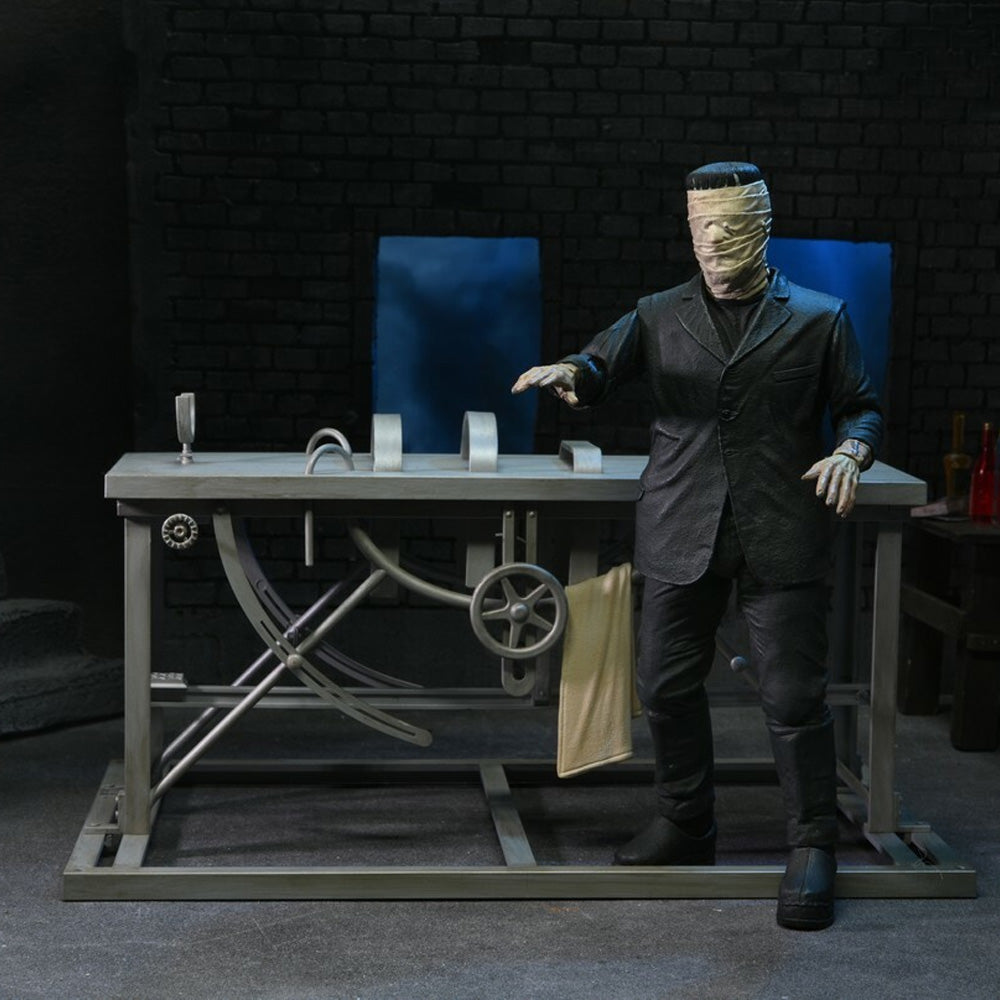 Ultimate Frankenstein Accessory Pack - Universal Monsters