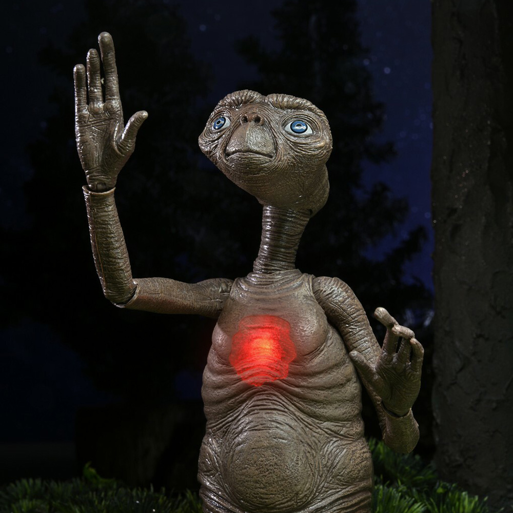 E-T-Deluxe-Action-Figur-mit-LED-Licht-E-T-Der-Ausserirdische_9 E.T. Deluxe Action Figur mit LED-Licht - E.T. Der Außerirdische